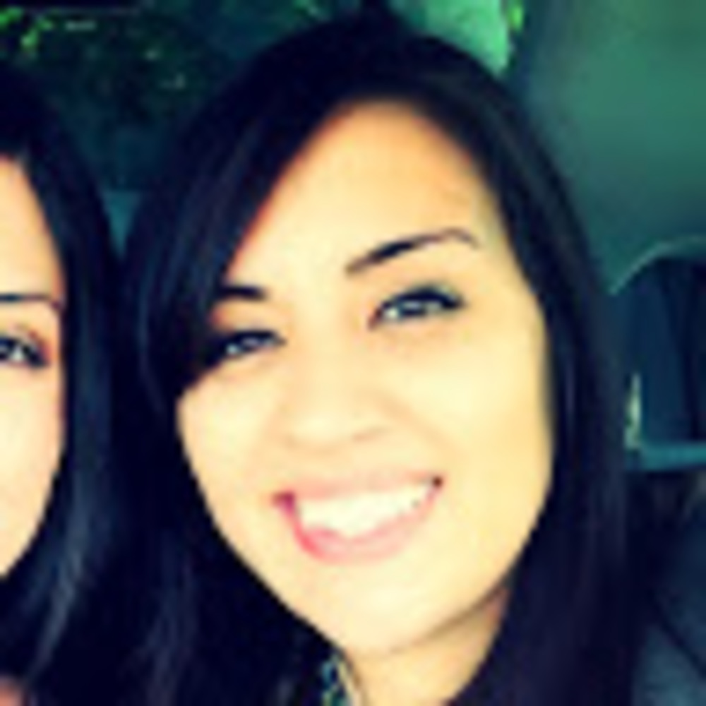 Meet your Posher, Yolanda